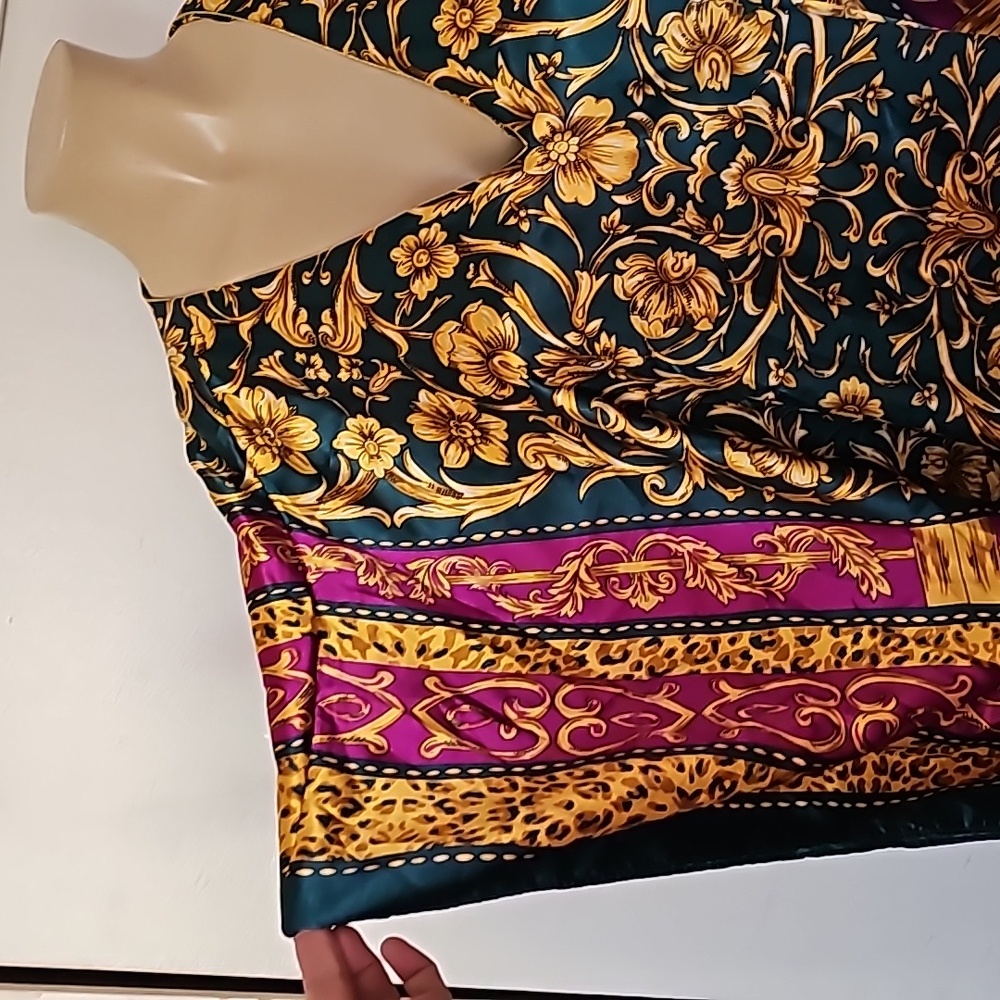 One size tunic from Winlar - Picture 2 of 5